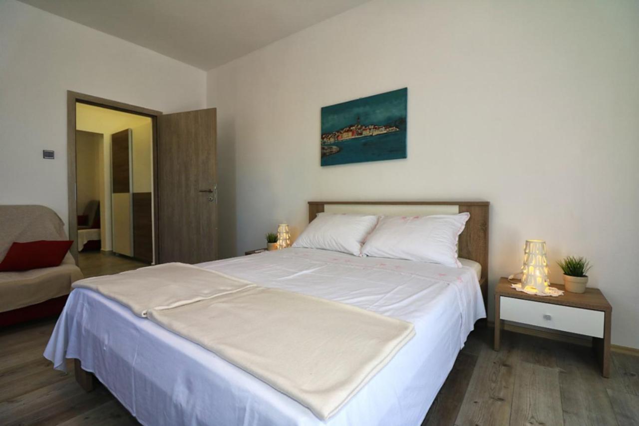 Apartmani Mikin Betina  Εξωτερικό φωτογραφία