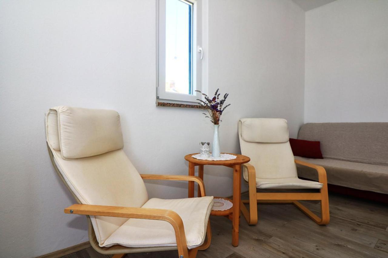 Apartmani Mikin Betina  Εξωτερικό φωτογραφία
