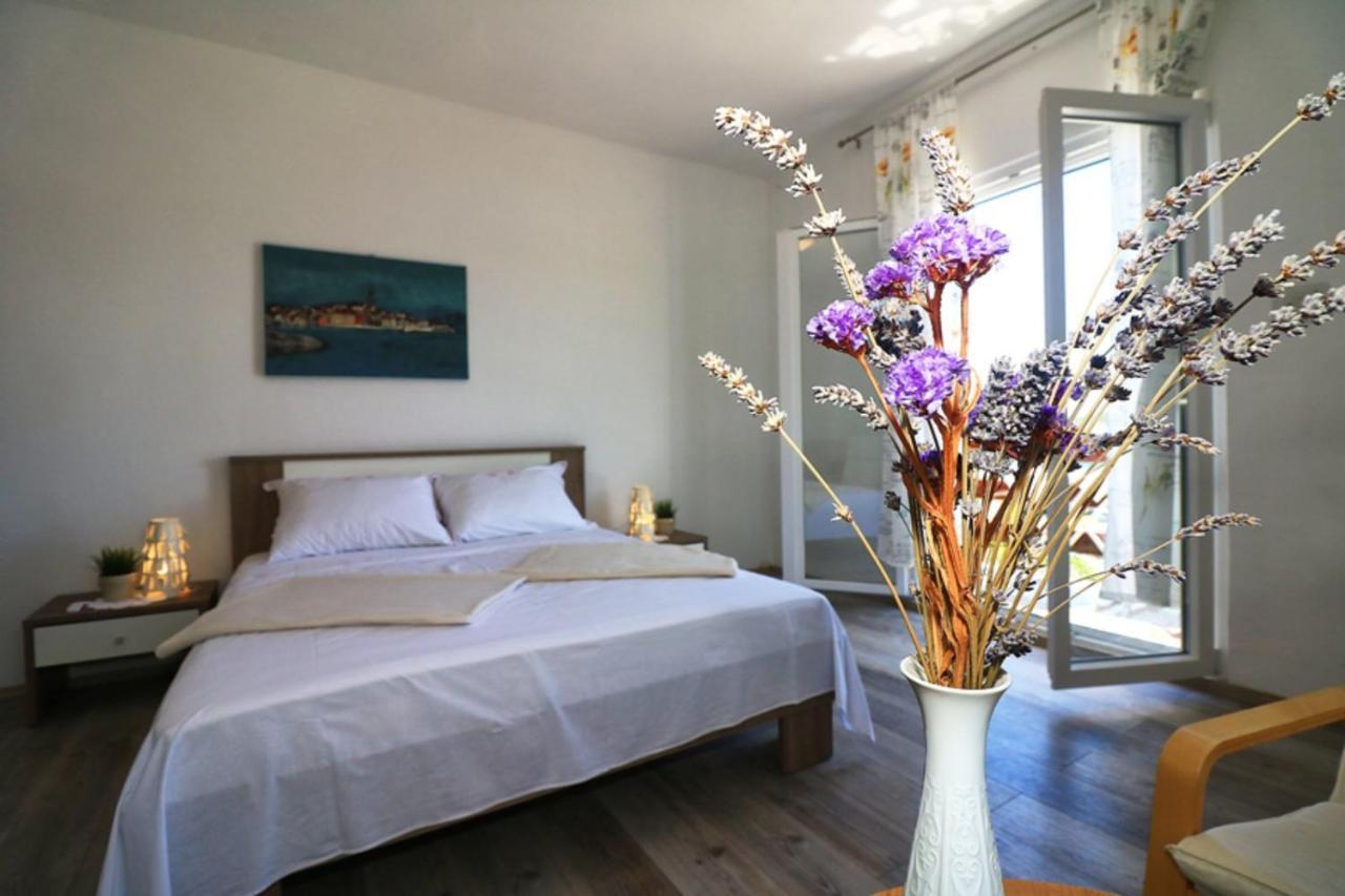 Apartmani Mikin Betina  Εξωτερικό φωτογραφία