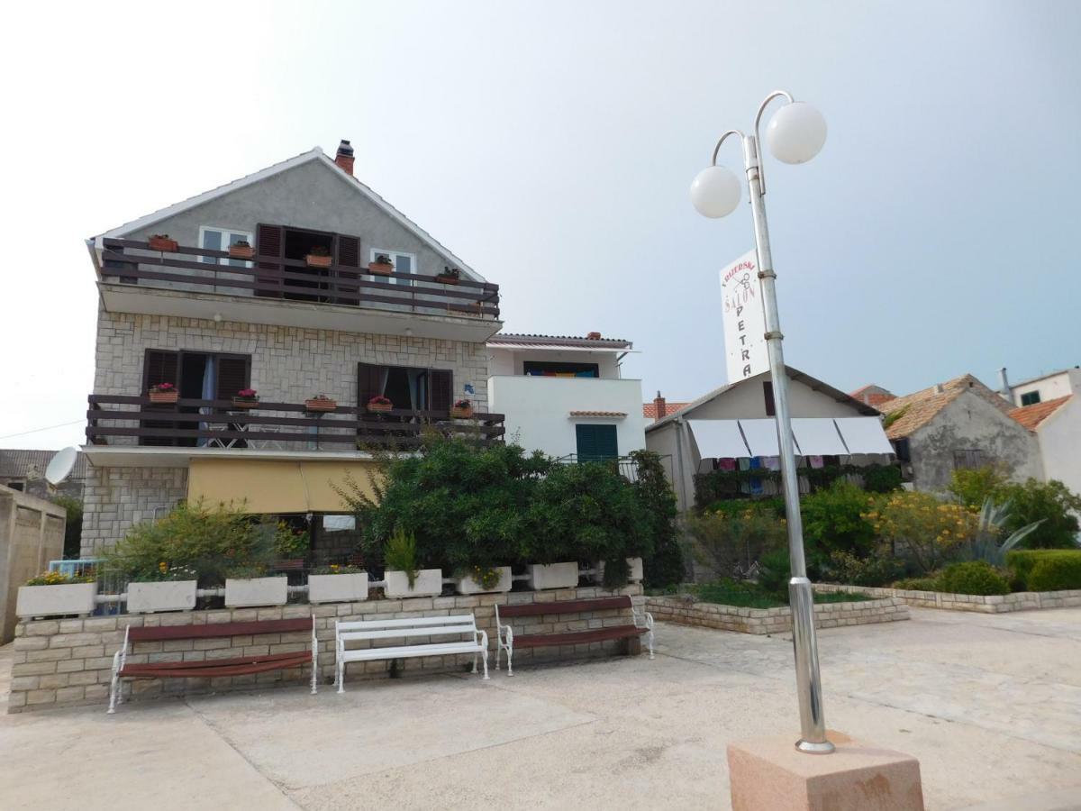 Apartmani Mikin Betina  Εξωτερικό φωτογραφία