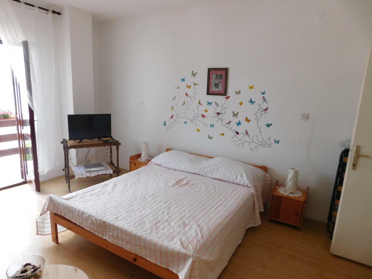 Apartmani Mikin Betina  Εξωτερικό φωτογραφία