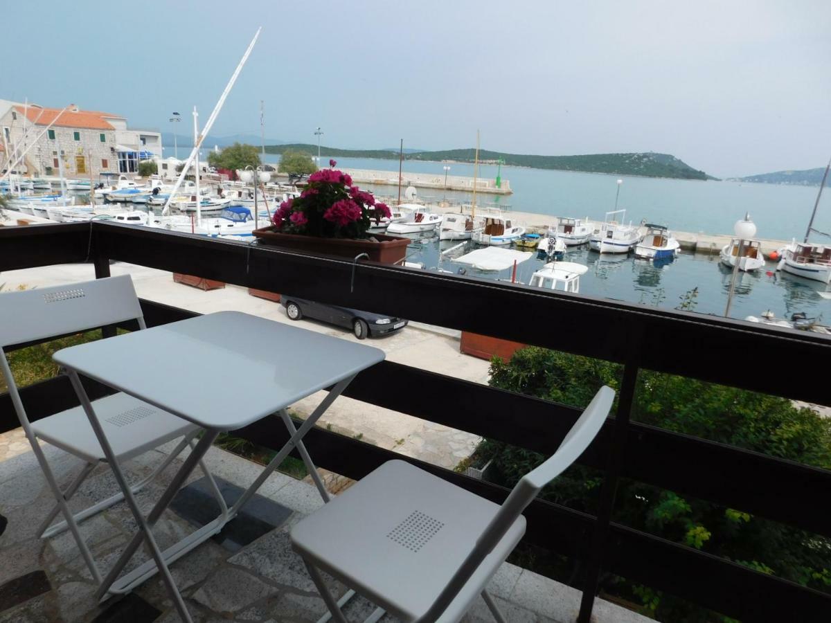 Apartmani Mikin Betina  Εξωτερικό φωτογραφία