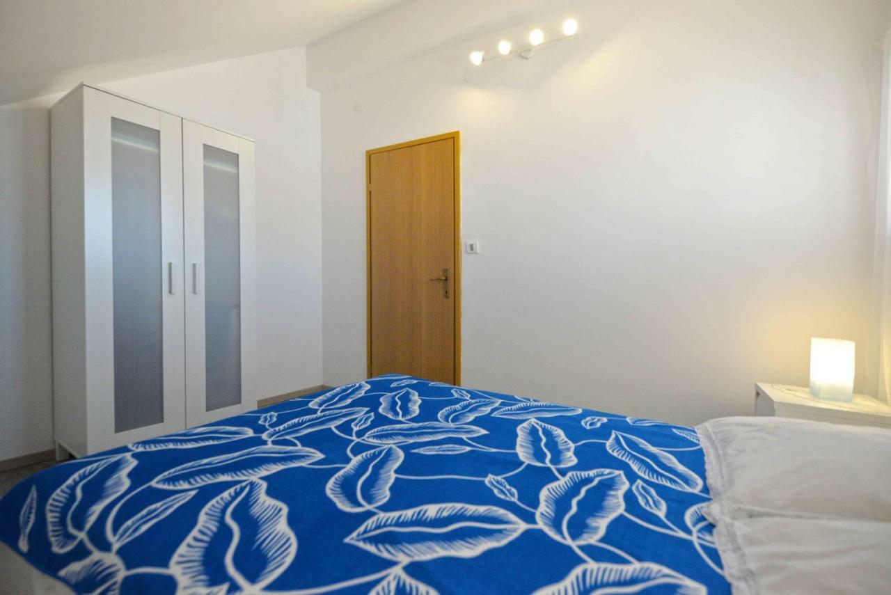 Apartmani Mikin Betina  Εξωτερικό φωτογραφία